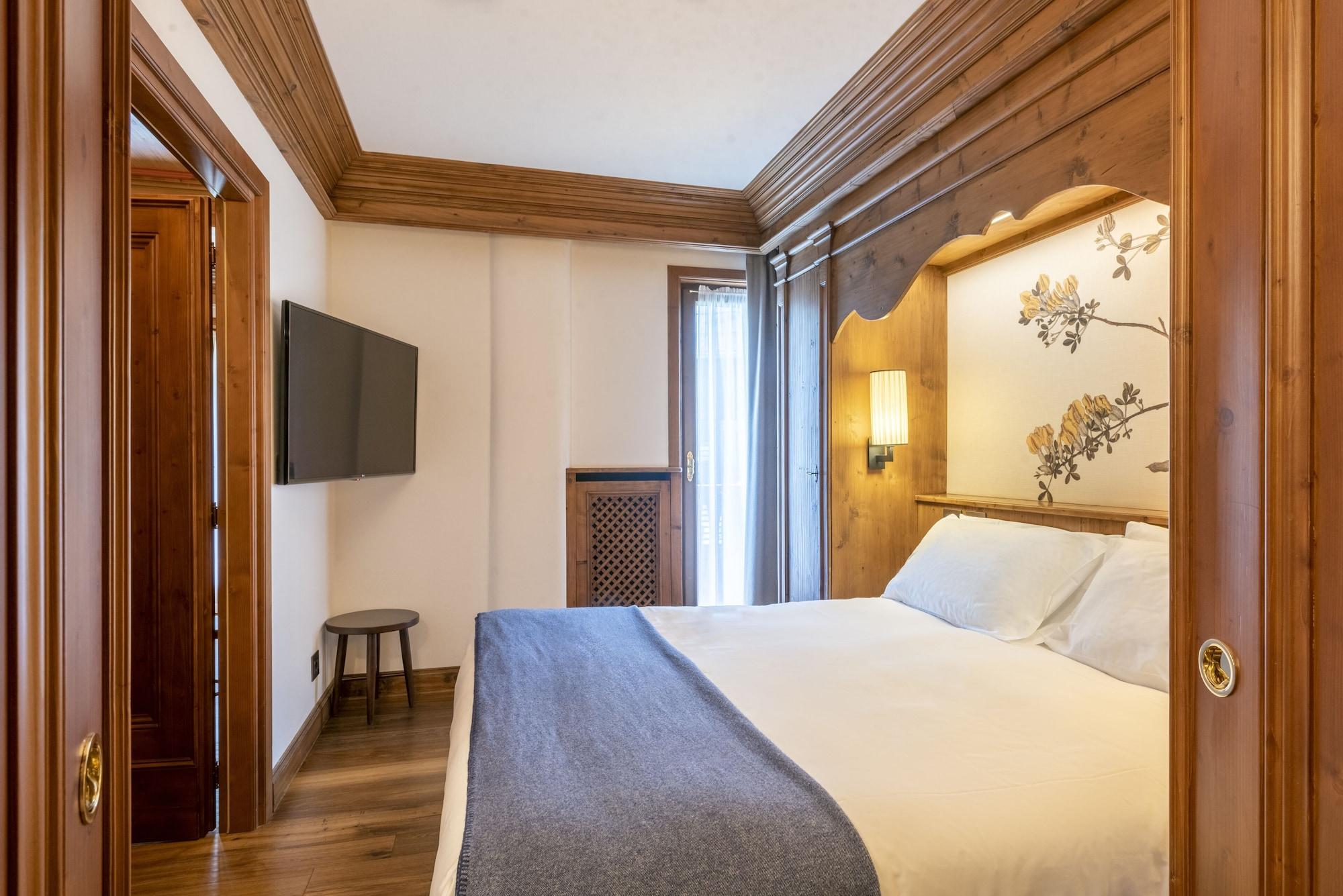 Faloria Mountain Spa Resort كورتينا دامبيتزو المظهر الخارجي الصورة