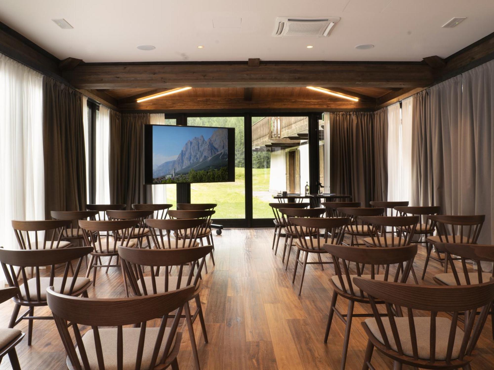 Faloria Mountain Spa Resort كورتينا دامبيتزو المظهر الخارجي الصورة